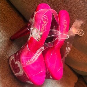 Pink Heart 7inch Pleasers